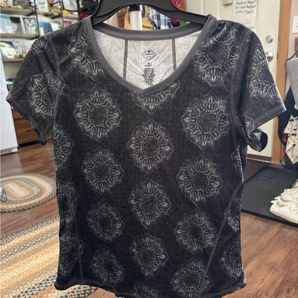 Saint John's Bay Quick Dry Black and Gray Floral Top
